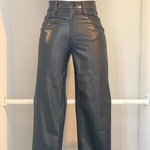 Abercrombie & Fitch Black High-Rise 'Curve Love' Jeans